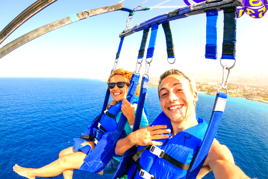 Para sailing